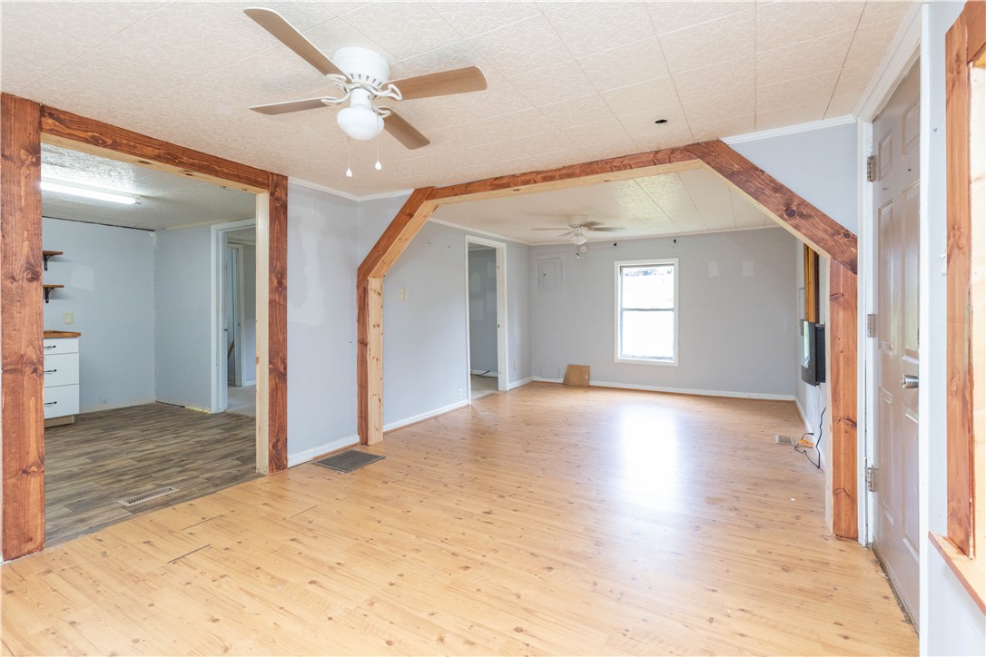 115 Carver Road Westminster, SC 29693 - Photo 2 of 25 Gallery Image 2