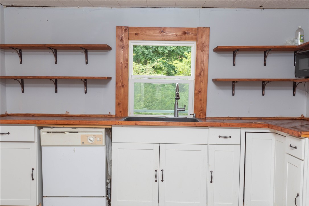 115 Carver Road Westminster, SC 29693 - Photo 6 of 25 Gallery Image 6