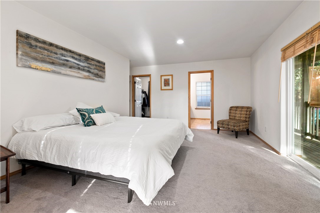 136 South 41st Street Bellingham, WA 98229 - Photo 11 of 19