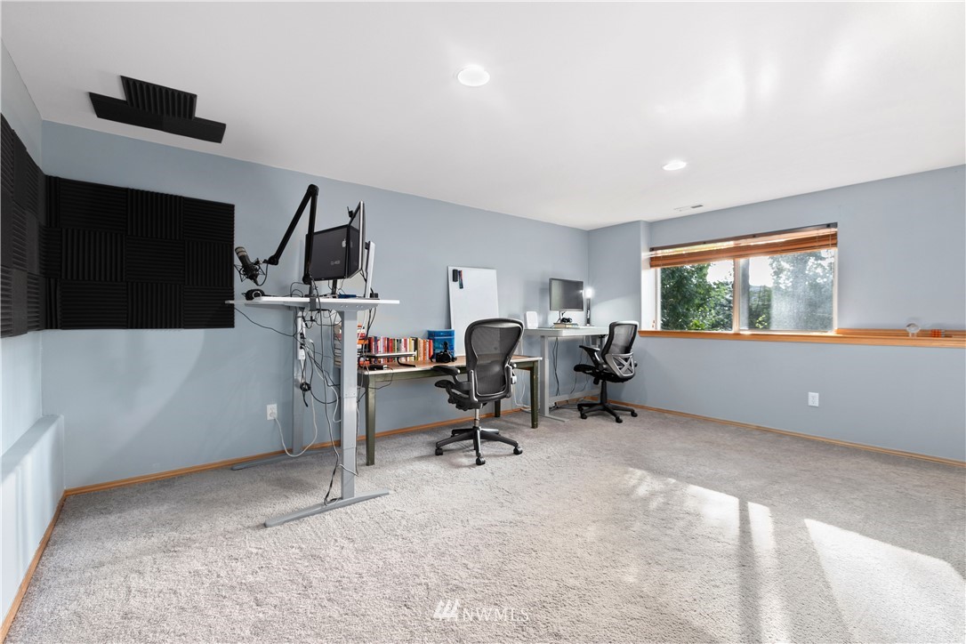 136 South 41st Street Bellingham, WA 98229 - Photo 15 of 19