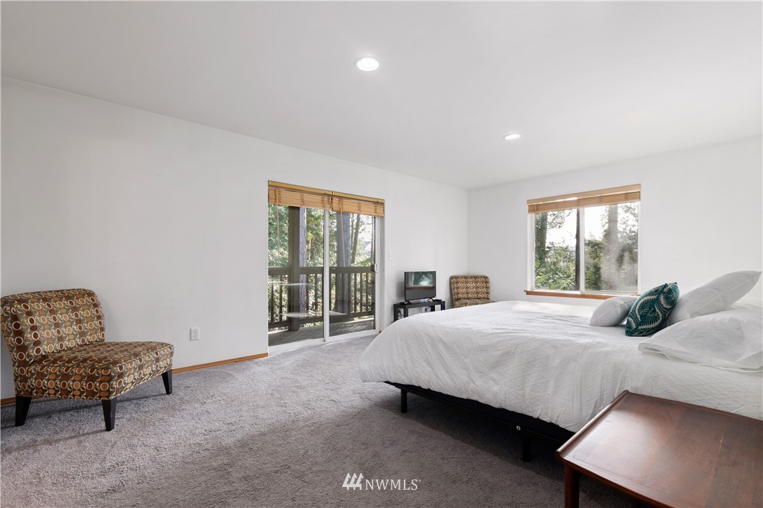136 South 41st Street Bellingham, WA 98229 - Photo 10 of 19