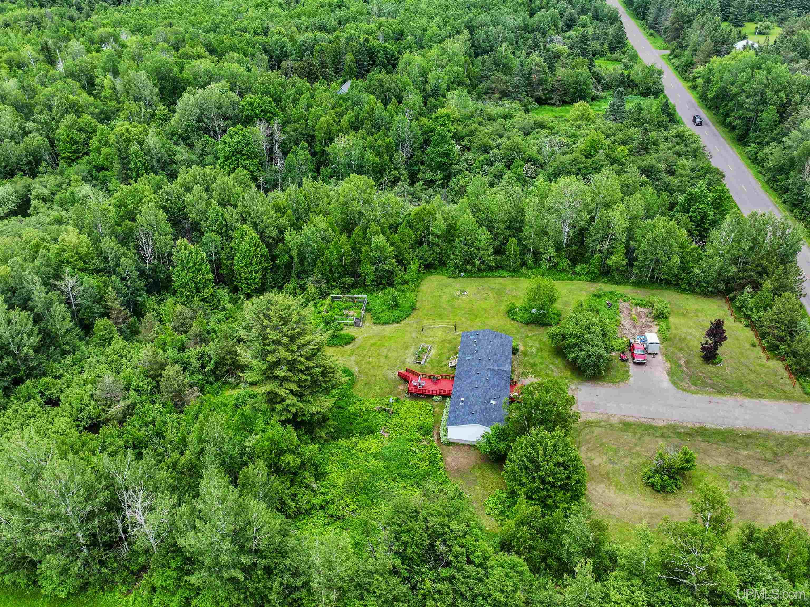 16022 Liminga Road Houghton, MI 49931 - Photo 27 of 35