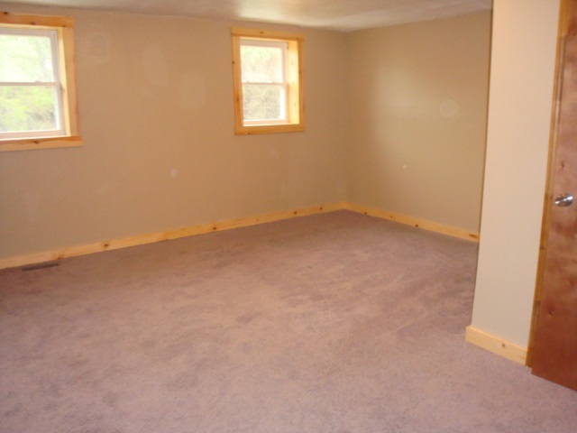 6165 East Olive Branch Road Pekin, IN 47165 - Photo 10 of 21 Gallery Image 10