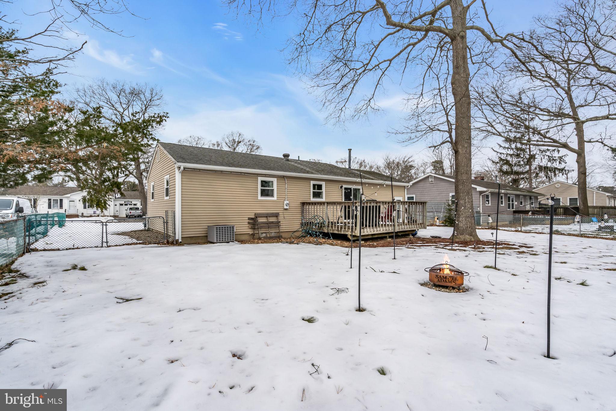 463 Ensign Road Forked River, NJ 08731 - Photo 21 of 21 a house view with a sitting space