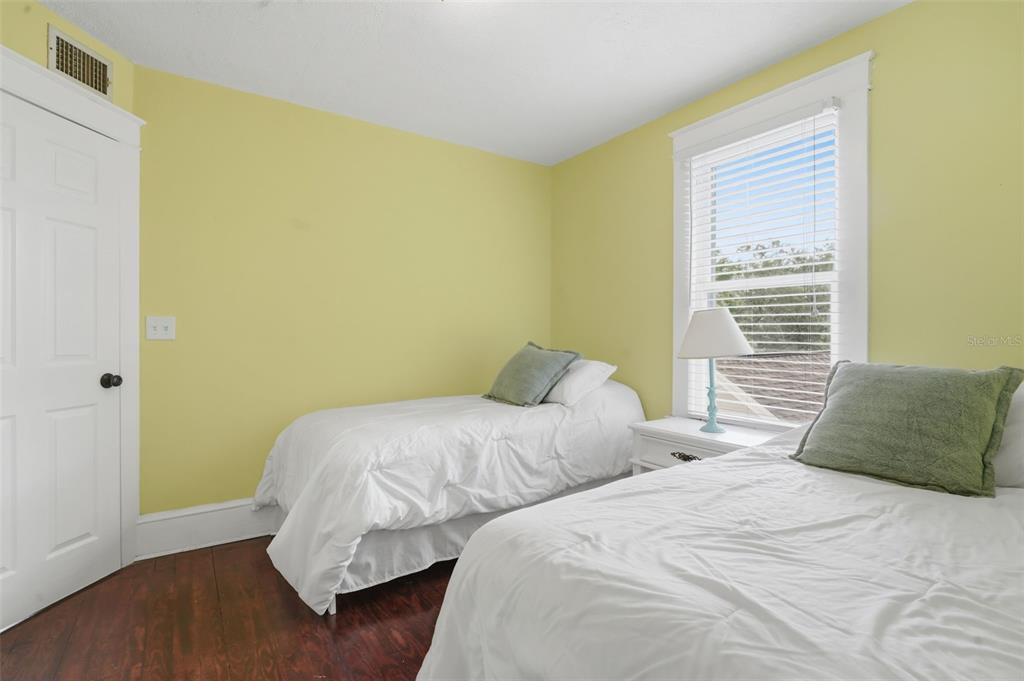 318 Colonial Court DeLand, FL 32720 - Photo 20 of 41