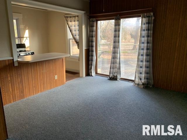1178 Toronto Road Springfield, IL 62712 - Photo 5 of 21