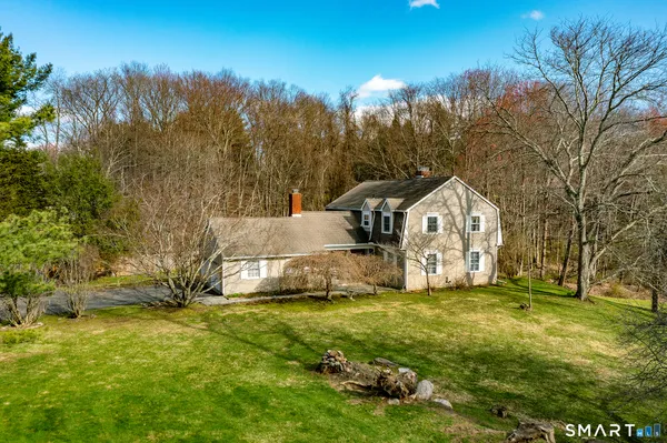 $695,000 | 12 Quaker Ridge Road, Sherman, CT 06784