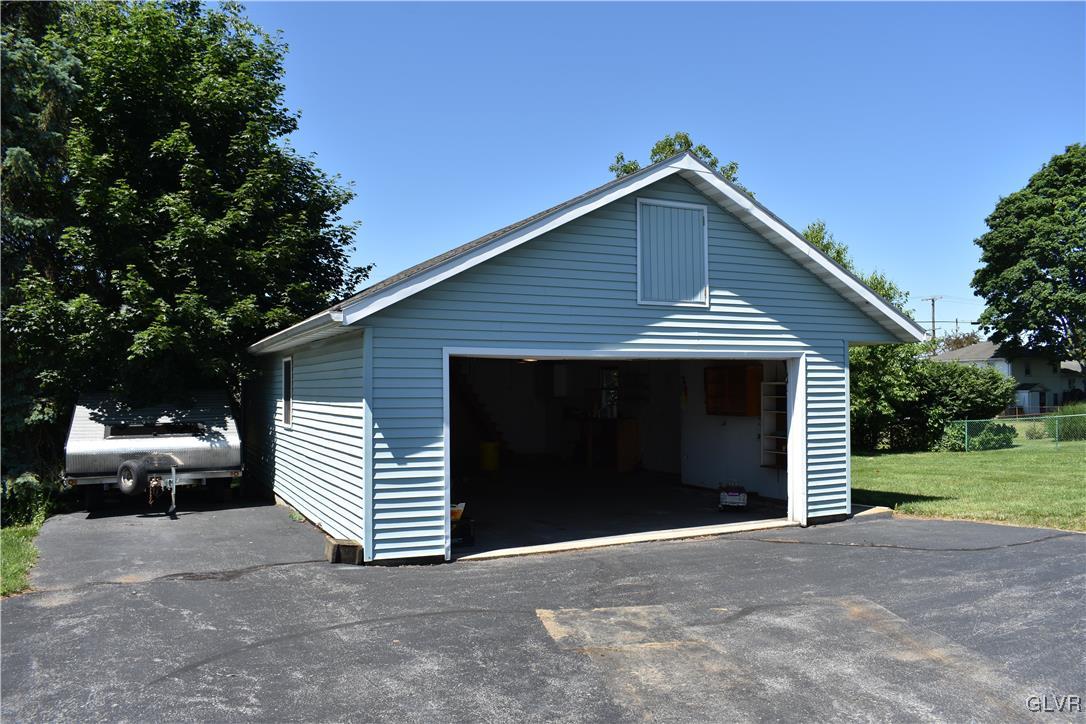 723 Arndt Road Easton, PA 18040 - Photo 5 of 18 Gallery Image 5