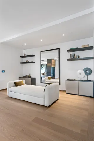 $20,450,000 | Undisclosed Address | Midtown Central