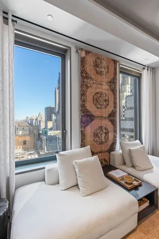 $20,450,000 | Undisclosed Address | Midtown Central
