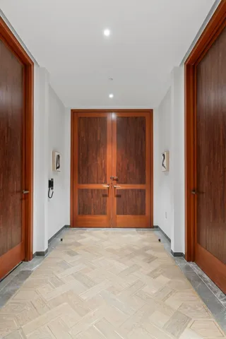 $20,450,000 | Undisclosed Address | Midtown Central