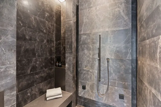 $20,450,000 | Undisclosed Address | Midtown Central