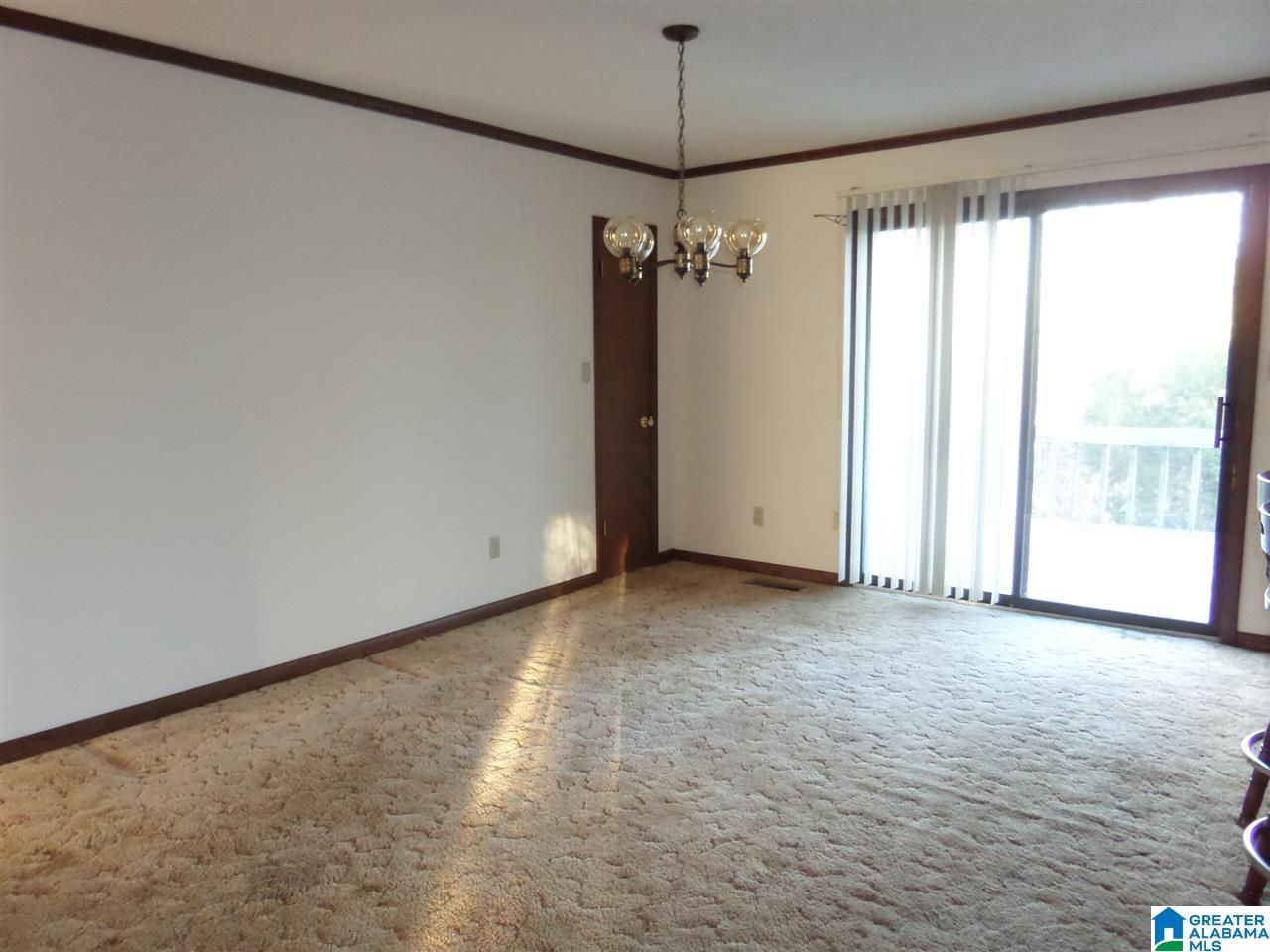 699 Hilltop Road Warrior, AL 35180 - Photo 7 of 21