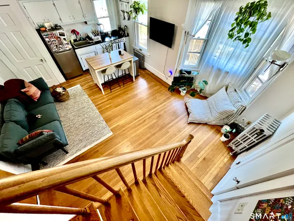 $1,995 | 738 Whitney Avenue, Unit 5, New Haven, CT 06511