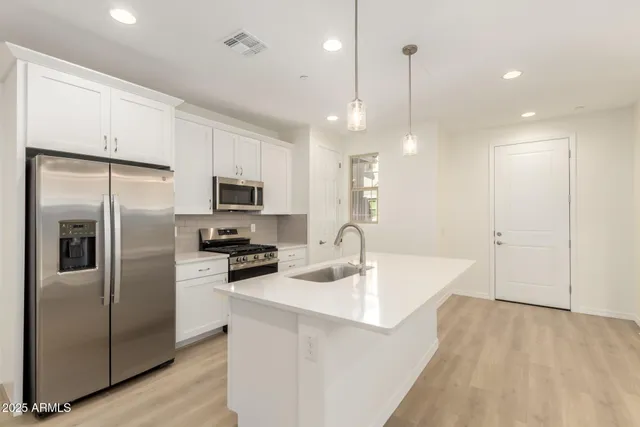 $399,995 | 2848 North Evergreen Street, Buckeye, AZ 85396