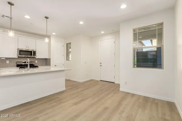 $399,995 | 2848 North Evergreen Street, Buckeye, AZ 85396