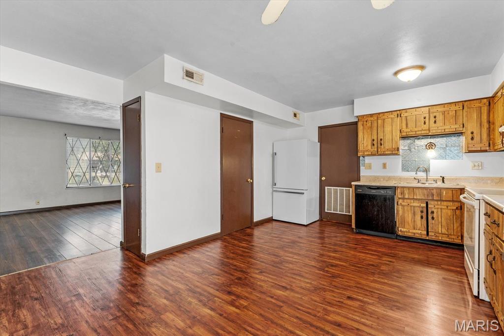 102 Kensington Heights Road Belleville, IL 62226 - Photo 8 of 22