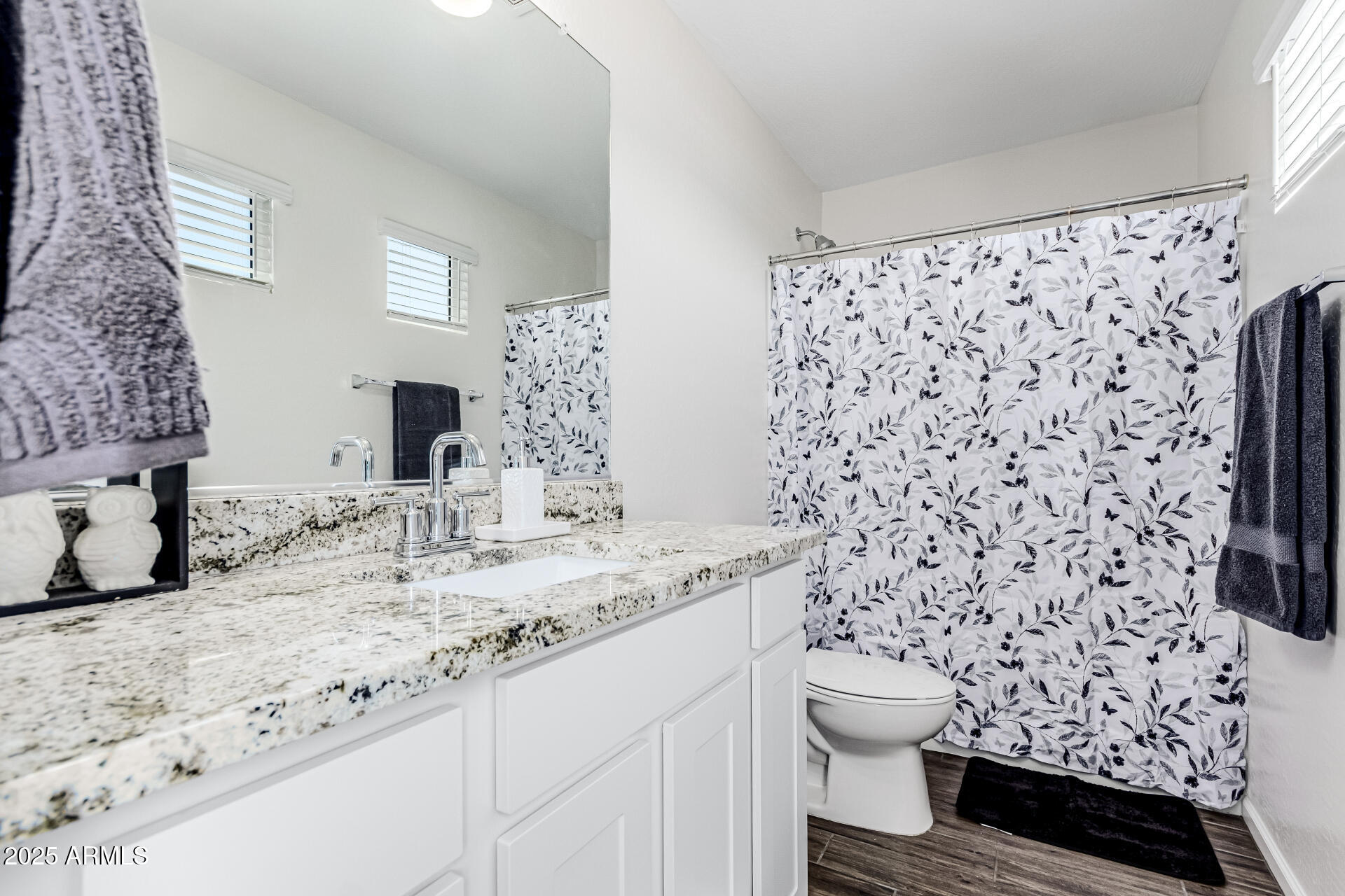 17478 West Paraiso Lane Surprise, AZ 85387 - Photo 24 of 38 22 - Paraiso