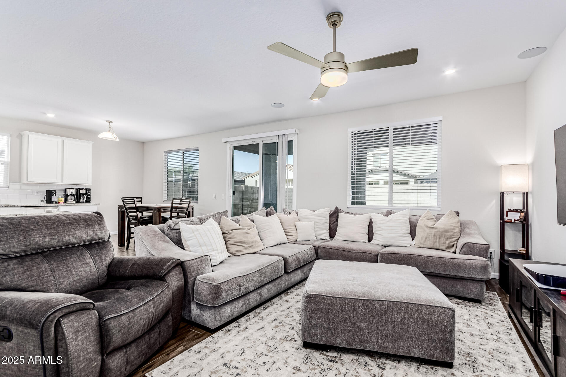 17478 West Paraiso Lane Surprise, AZ 85387 - Photo 6 of 38 6 - Paraiso