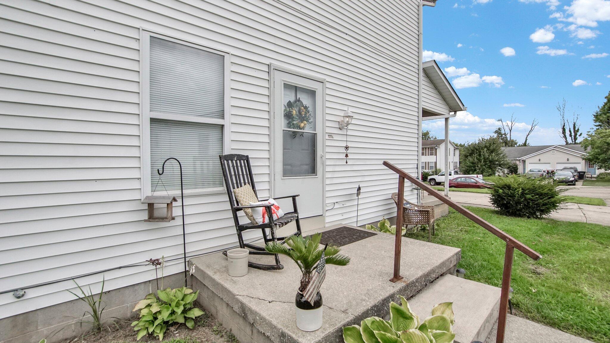 1664 Ridgeview Court Lancaster, OH 43130 - Photo 7 of 45 51-web-or-mls-1674-ridgeview-ct