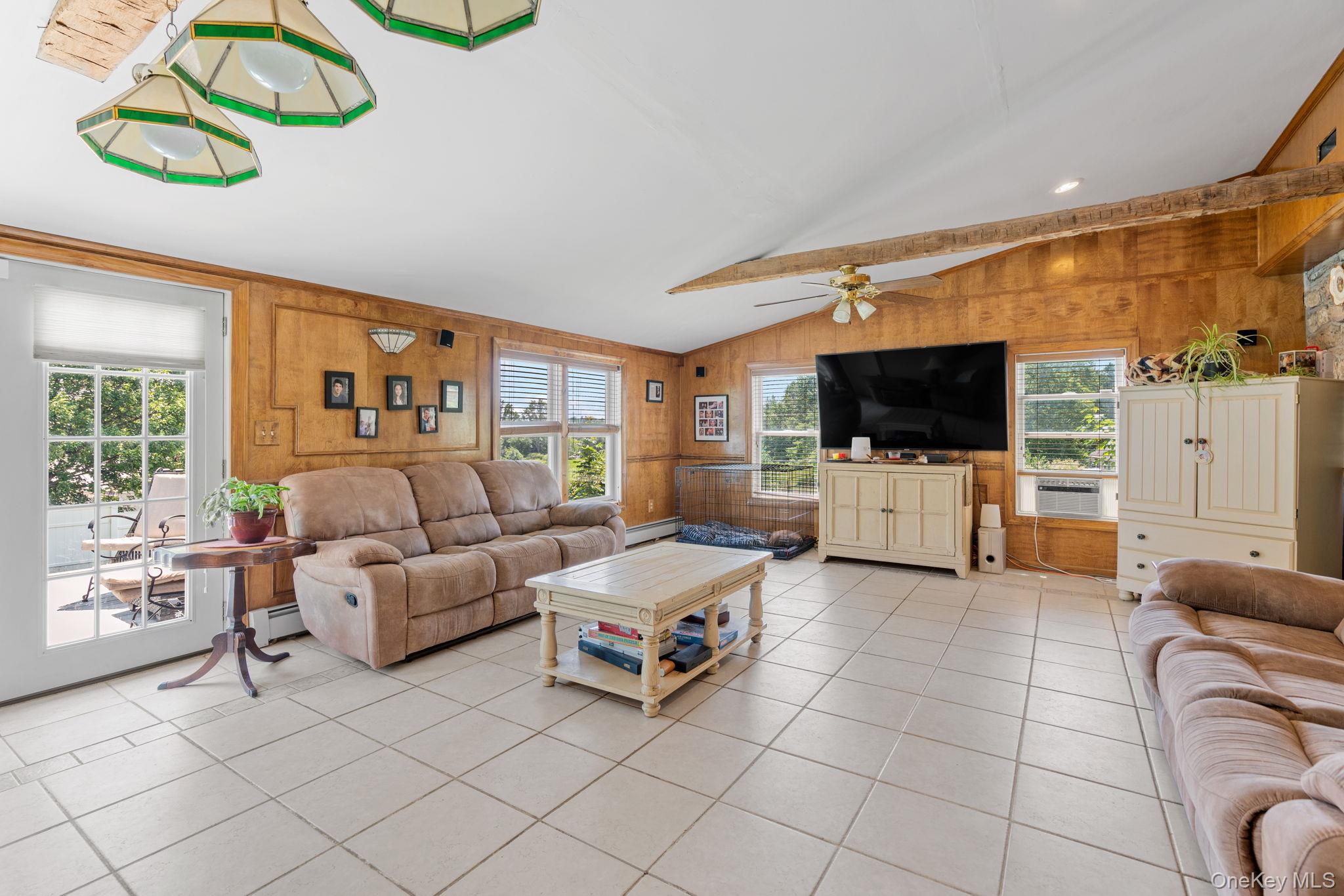 174 Hardenburgh Road Pine Bush, NY 12566 - Photo 8 of 50