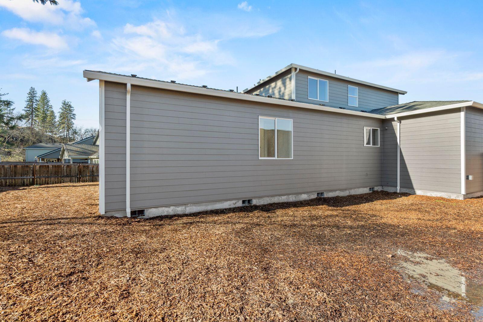 1135 Pumpkin Ridge, Unit 319 Eagle Point, OR 97524 - Photo 34 of 34