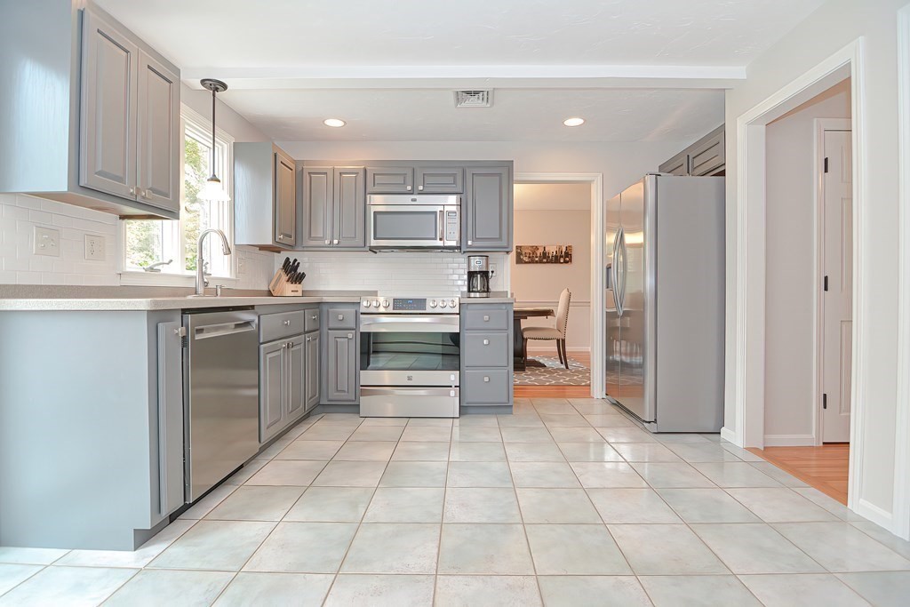 6 Brookview Road Millis, MA 02054 - Photo 9 of 41 Gallery Image 9