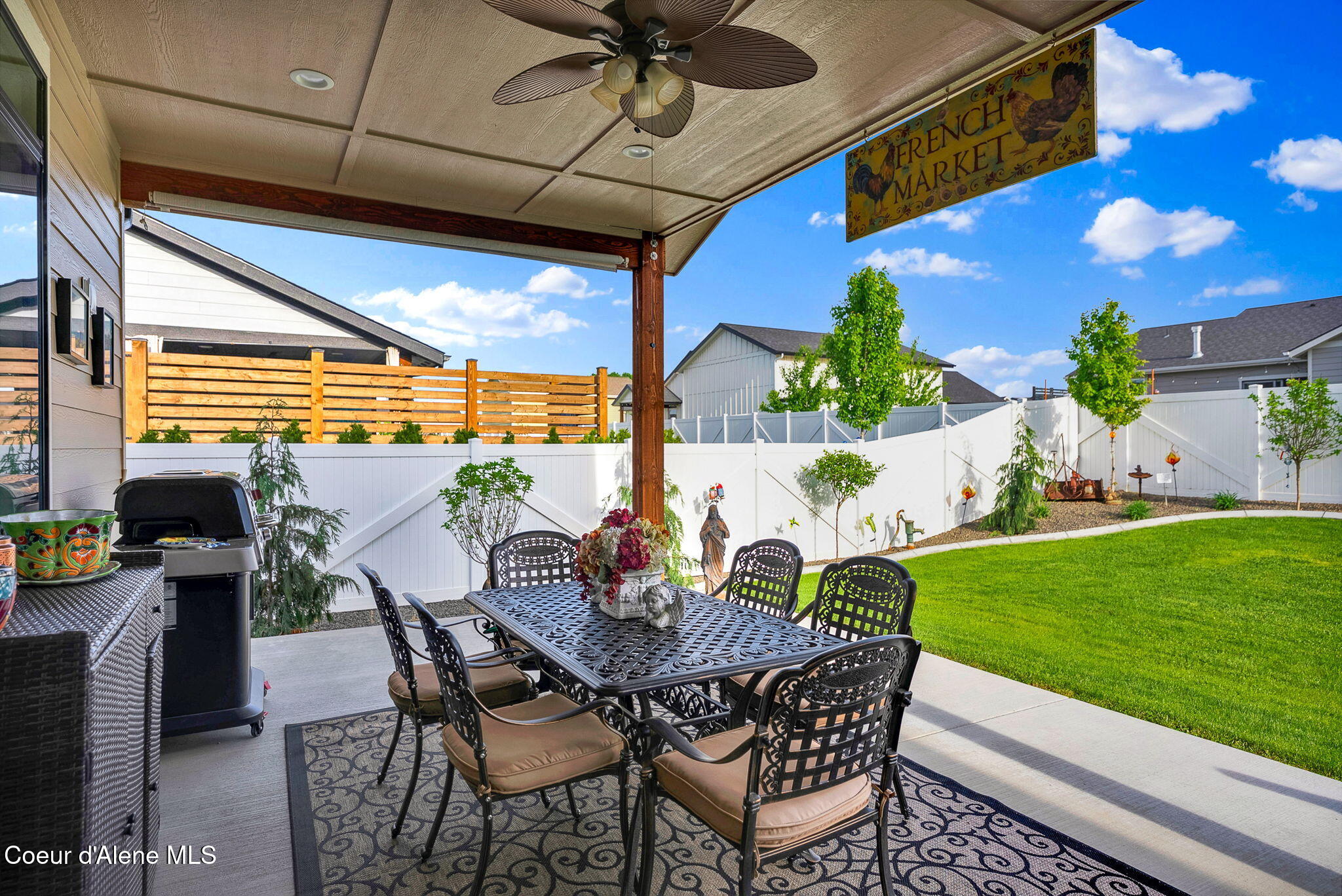 8108 West Splitrail Avenue Rathdrum, ID 83858 - Photo 58 of 66 pull down shade