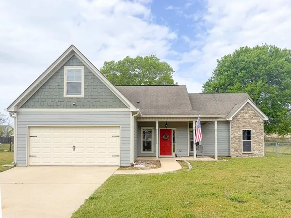 $279,900 | 264 Owens Road, Fort Mitchell, AL 36856