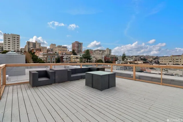 $949,000 | 1990 Green Street, Unit 107, San Francisco, CA 94123