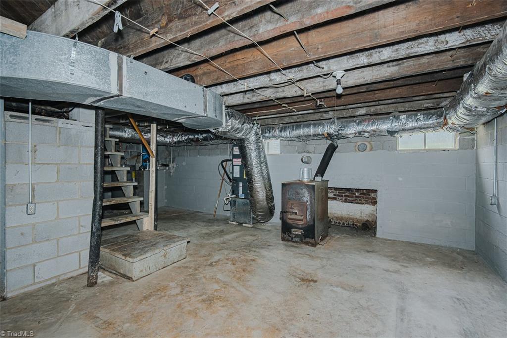 209 Debanne Road McLeansville, NC 27301 - Photo 29 of 40