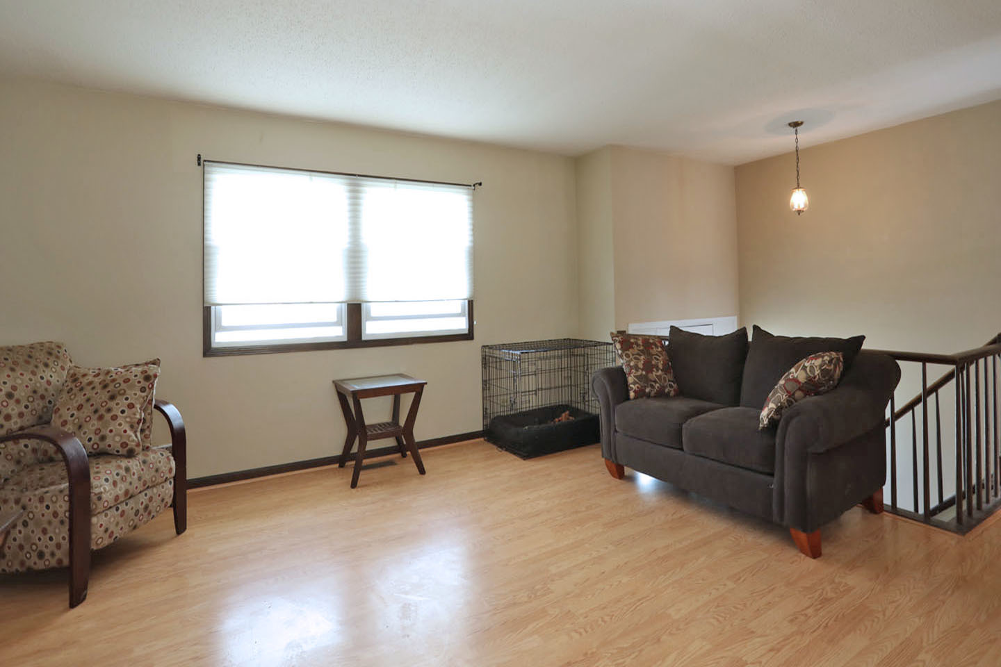 4624 Thornbark Drive Hoffman Estates, IL 60192 - Photo 9 of 30 a living room with furniture and a window