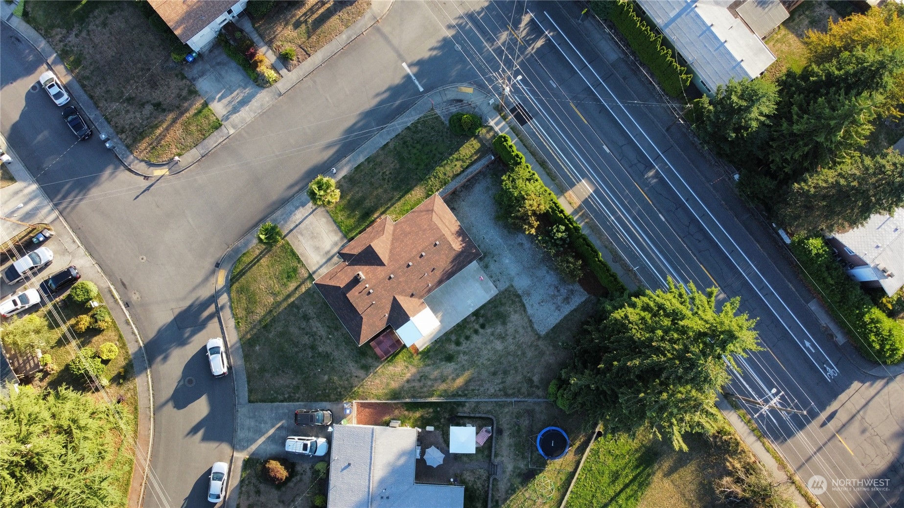 4100 Northeast 11th Street Renton, WA 98059 - Photo 27 of 27 an aerial view of houses with outdoor space