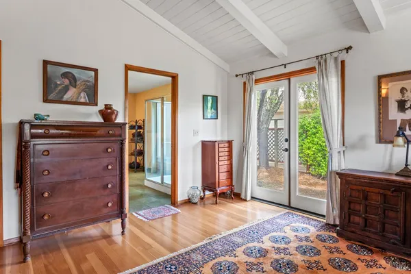 $1,050,000 | 3760 King Ranch Road, Ukiah, CA 95482