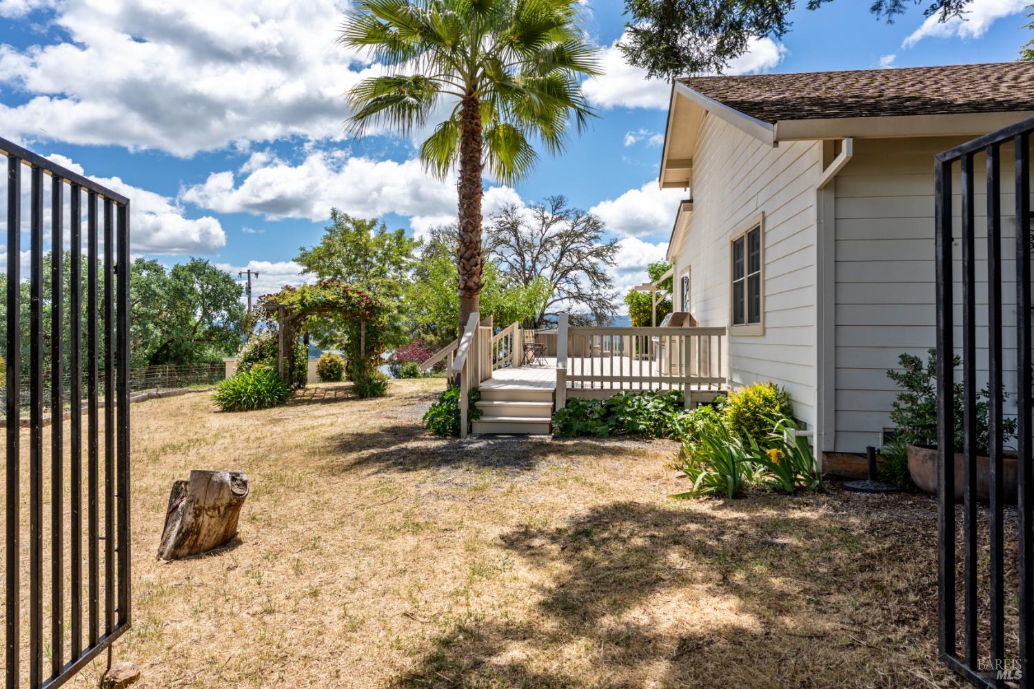 3760 King Ranch Road Ukiah, CA 95482 - Photo 25 of 44 a view of a garden with a bench