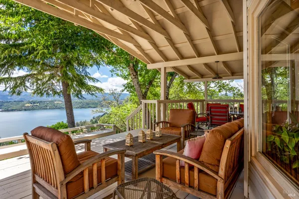 $1,050,000 | 3760 King Ranch Road, Ukiah, CA 95482