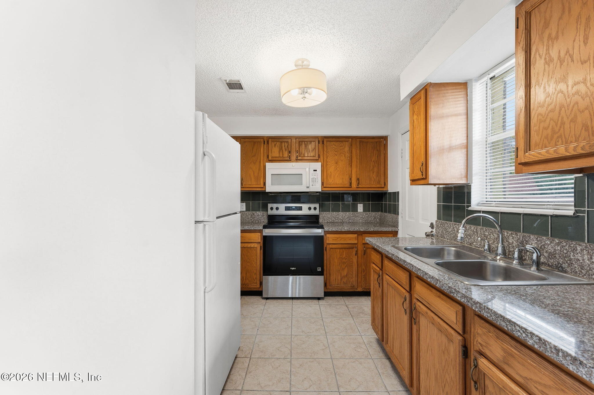 1738 El Prado Road, Unit 8 Jacksonville, FL 32216 - Photo 15 of 26 10-web-or-mls-DSC08985