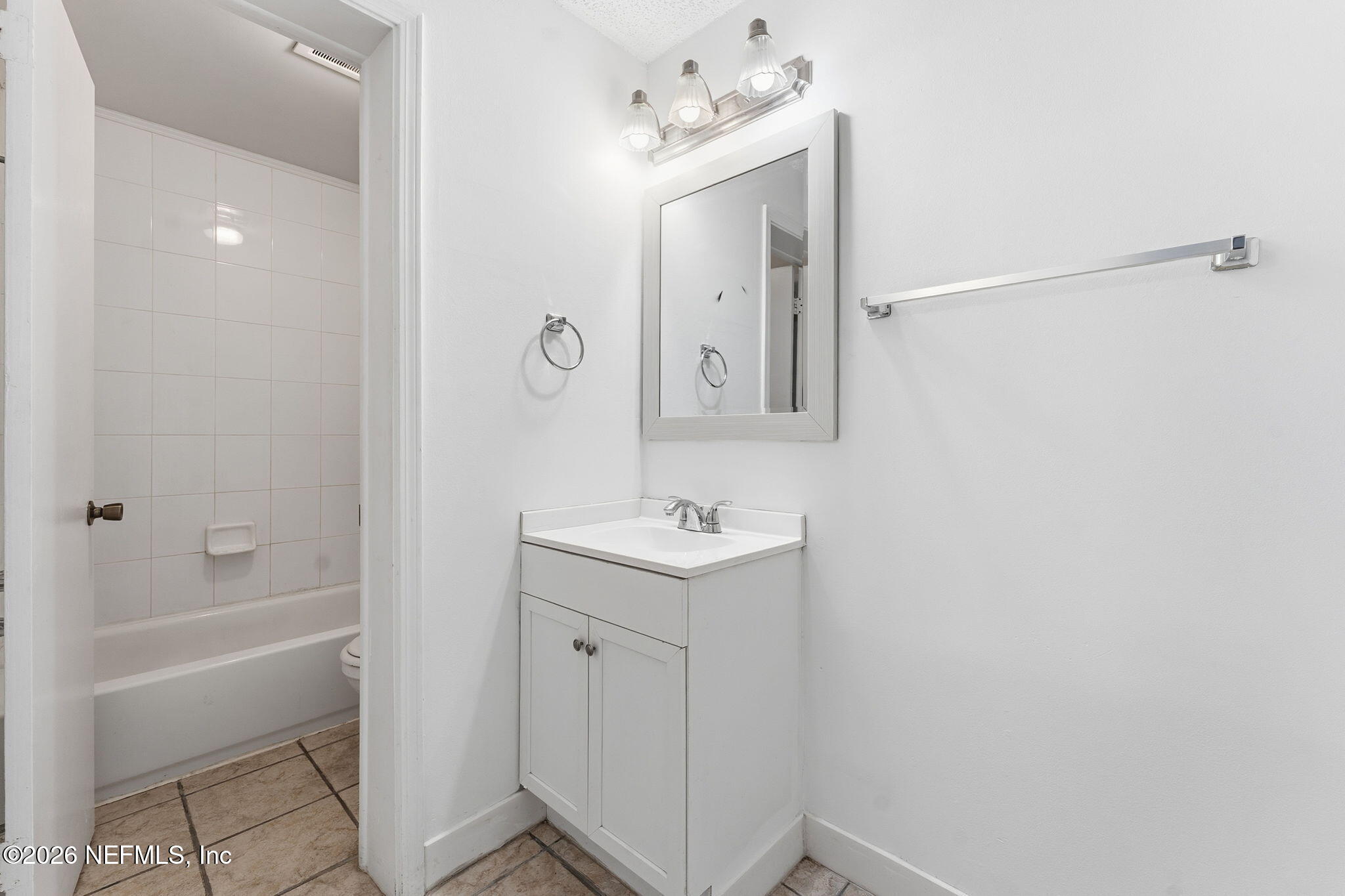 1738 El Prado Road, Unit 8 Jacksonville, FL 32216 - Photo 20 of 26 16-web-or-mls-DSC08934