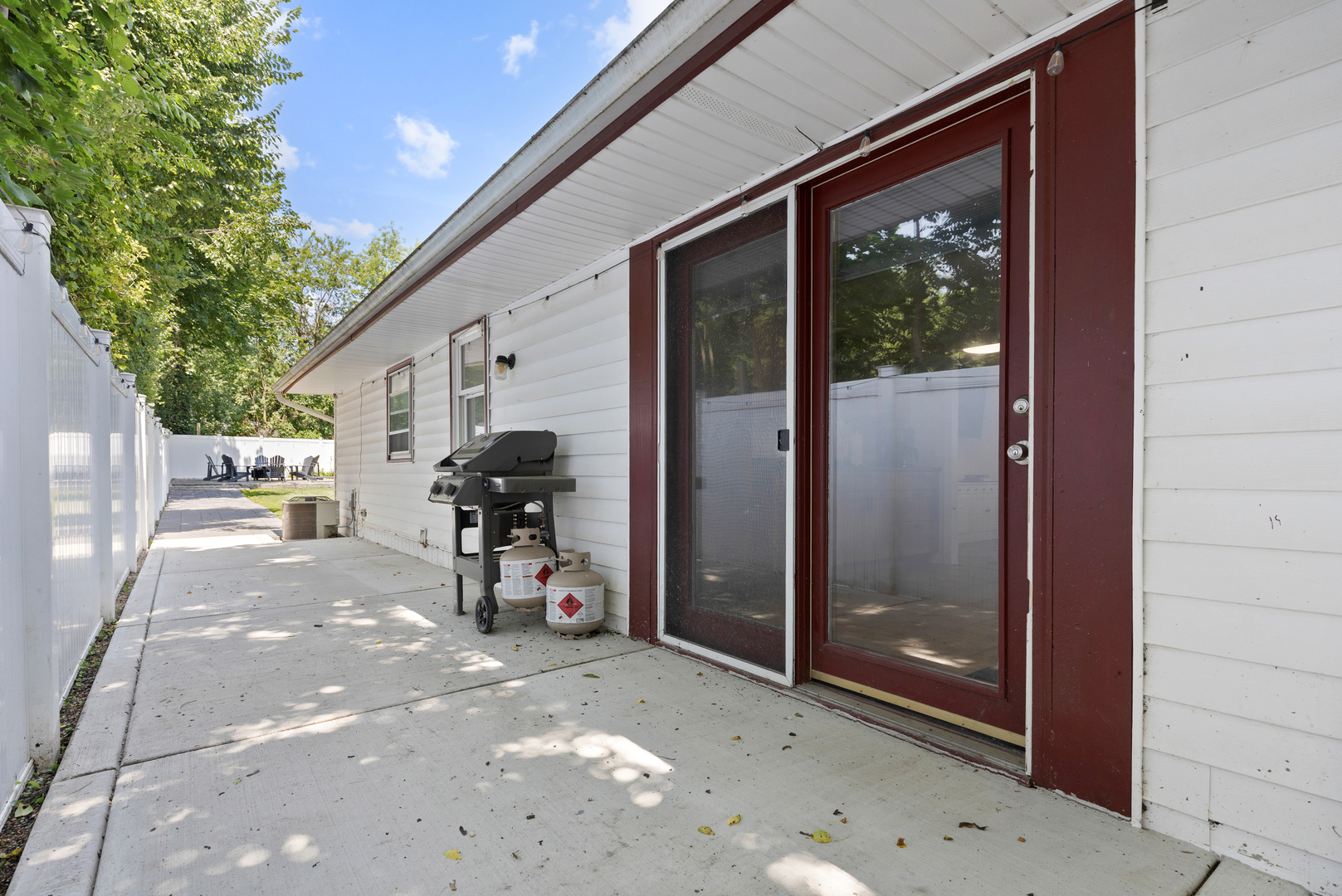 2912 Grove Lane Cary, IL 60013 - Photo 21 of 27 Gallery Image 21