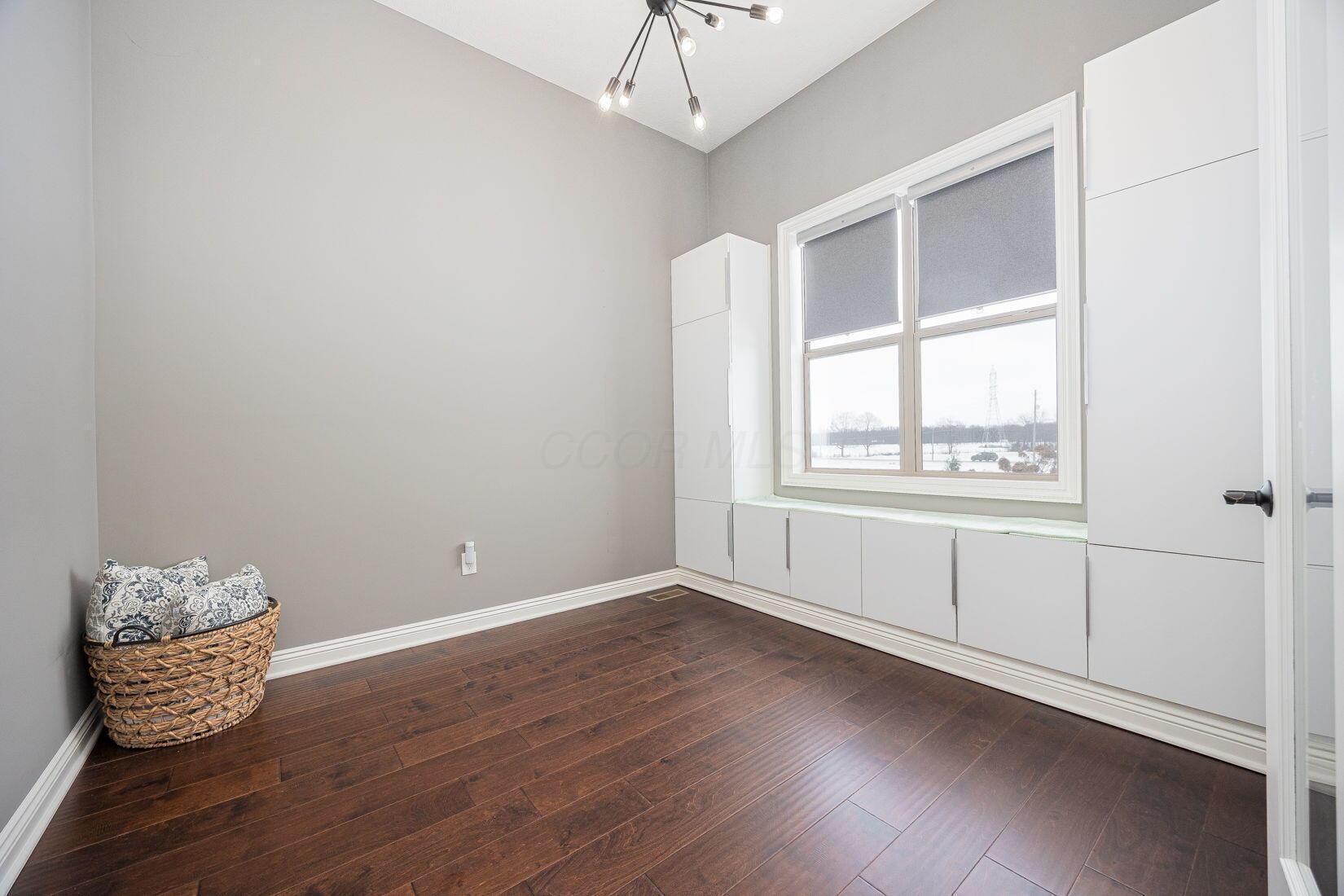 4908 South Section Line Road Delaware, OH 43015 - Photo 6 of 99 Main level office/yoga room
