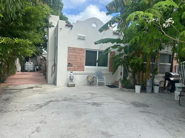 $1,700,000 | 675 Northwest 34th Street, Miami, FL 33127
