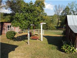 1160 Hooper Road Charlotte, TN 37036 - Photo 8 of 20 Gallery Image 8