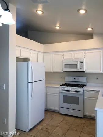 $2,100 | 1641 Eagle Peak Way, Las Vegas, NV 89134