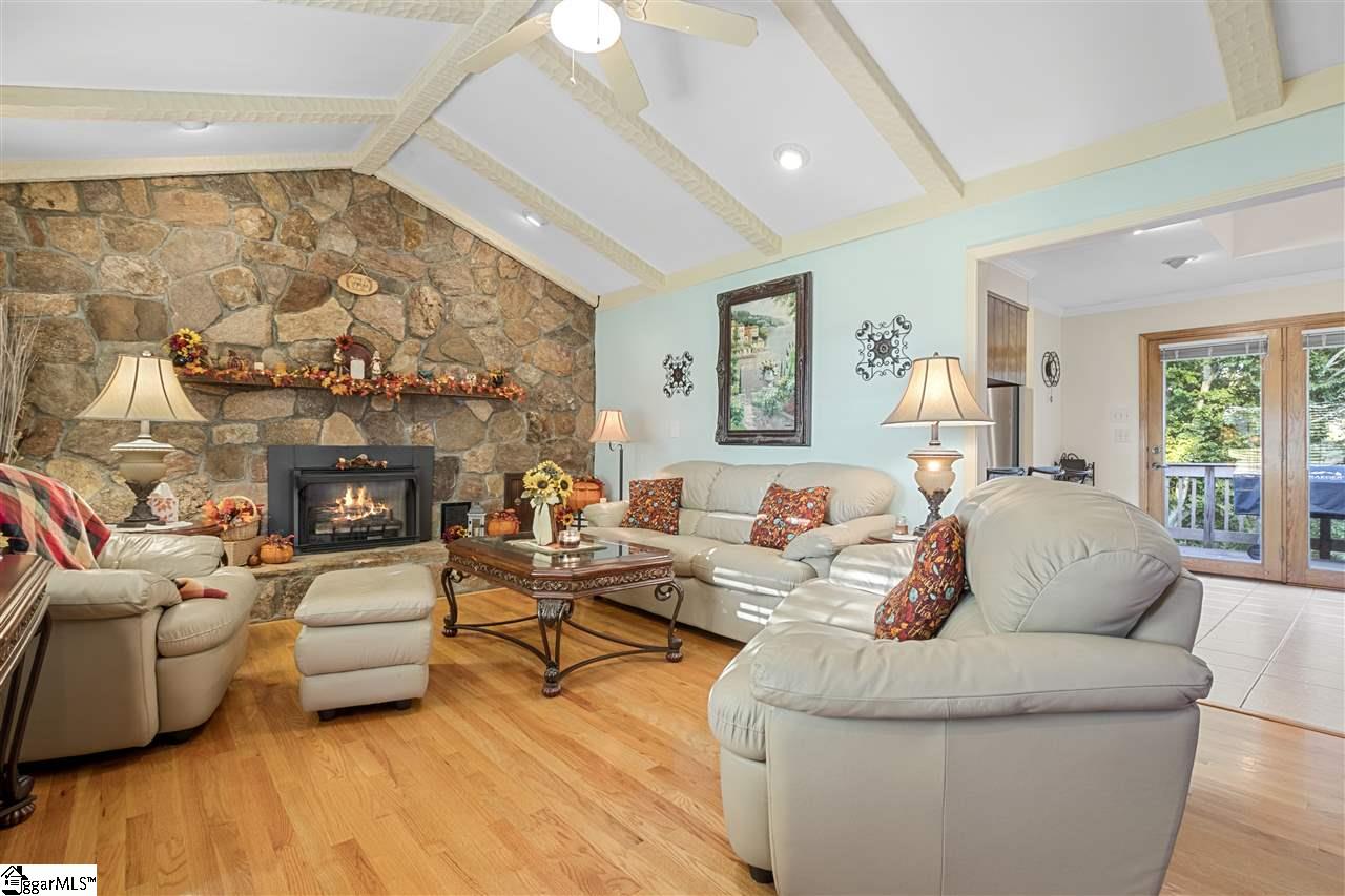 928 Riggins Bridge Road Pickens, SC 29671 - Photo 9 of 36