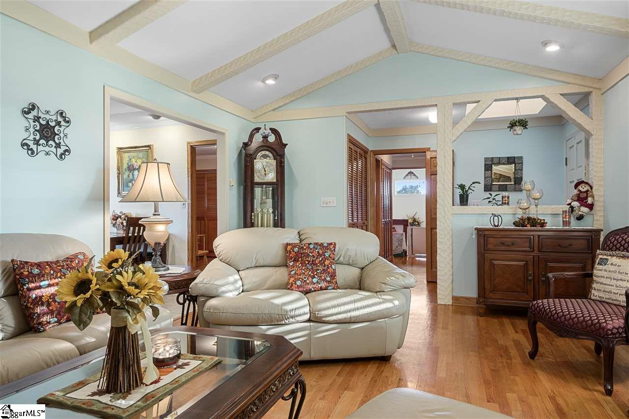 928 Riggins Bridge Road Pickens, SC 29671 - Photo 10 of 36