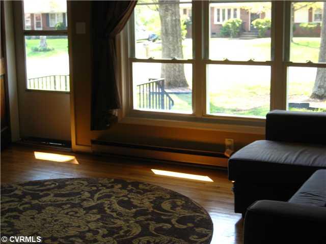 2708 Omega Road Henrico, VA 23228 - Photo 2 of 12 Living Room