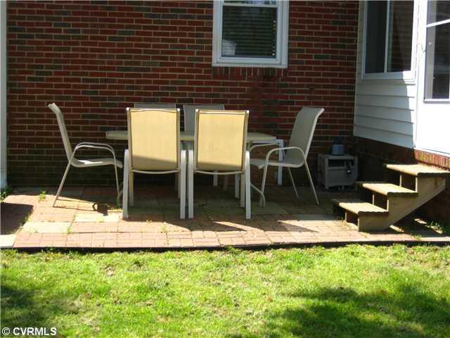 2708 Omega Road Henrico, VA 23228 - Photo 11 of 12 Patio/Deck