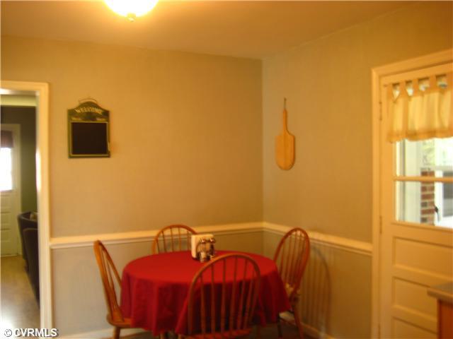 2708 Omega Road Henrico, VA 23228 - Photo 5 of 12 Breakfast Nook