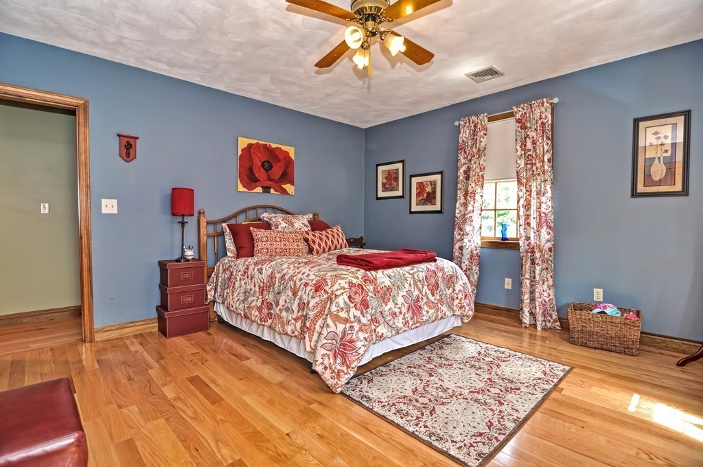 36 Emerson Road Walpole, MA 02032 - Photo 14 of 29