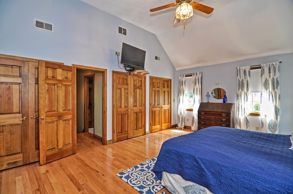 36 Emerson Road Walpole, MA 02032 - Photo 17 of 29